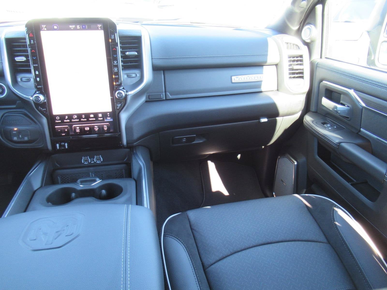 2027 RAM 2500 RAM 2500 LARAMIE CREW CAB 4X4 6'4' BOX