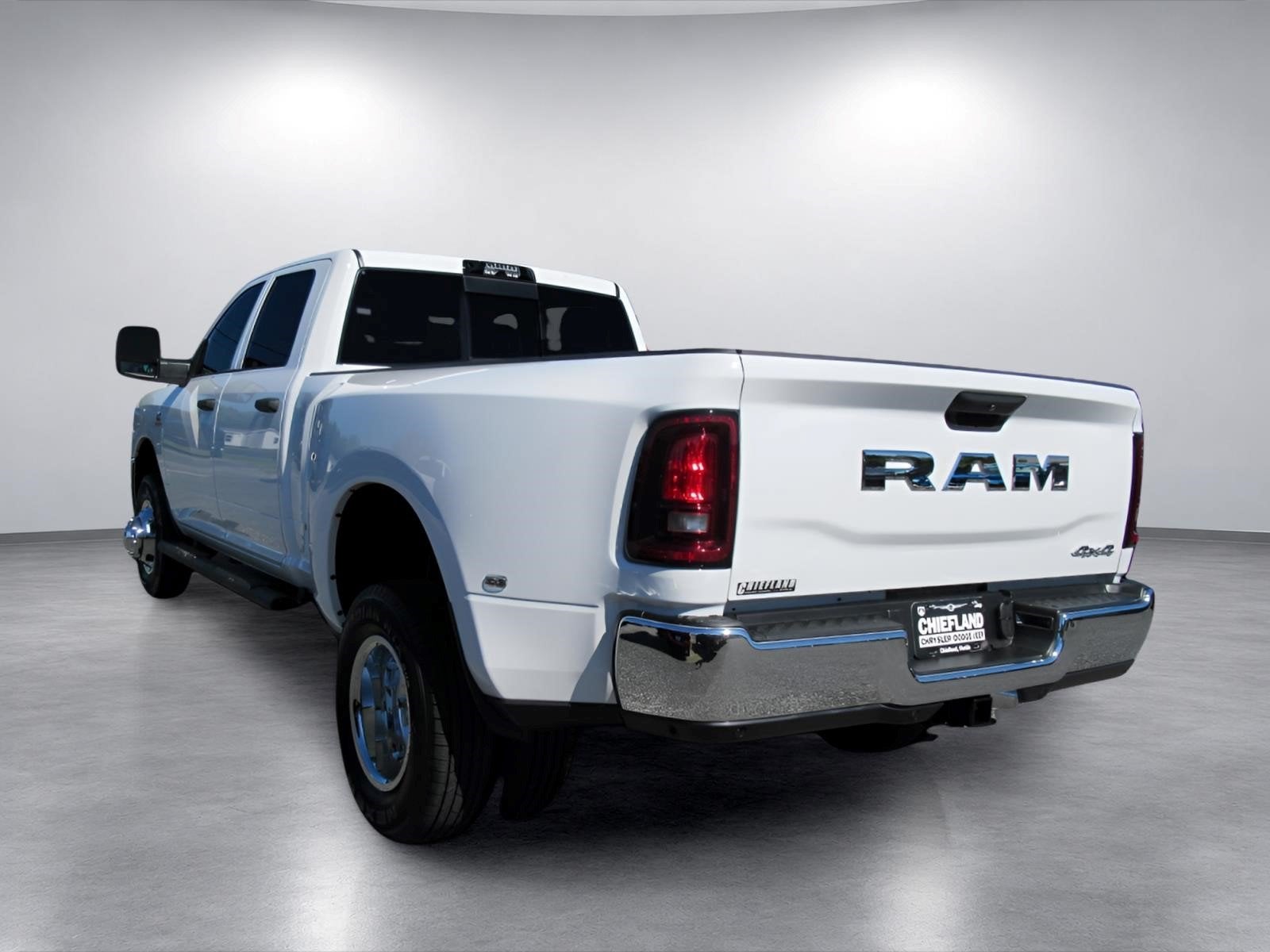 2026 RAM Ram 3500 RAM 3500 TRADESMAN CREW CAB 4X4 8' BOX