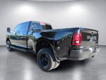 2027 RAM 3500 RAM 3500 TRADESMAN CREW CAB 4X4 8' BOX