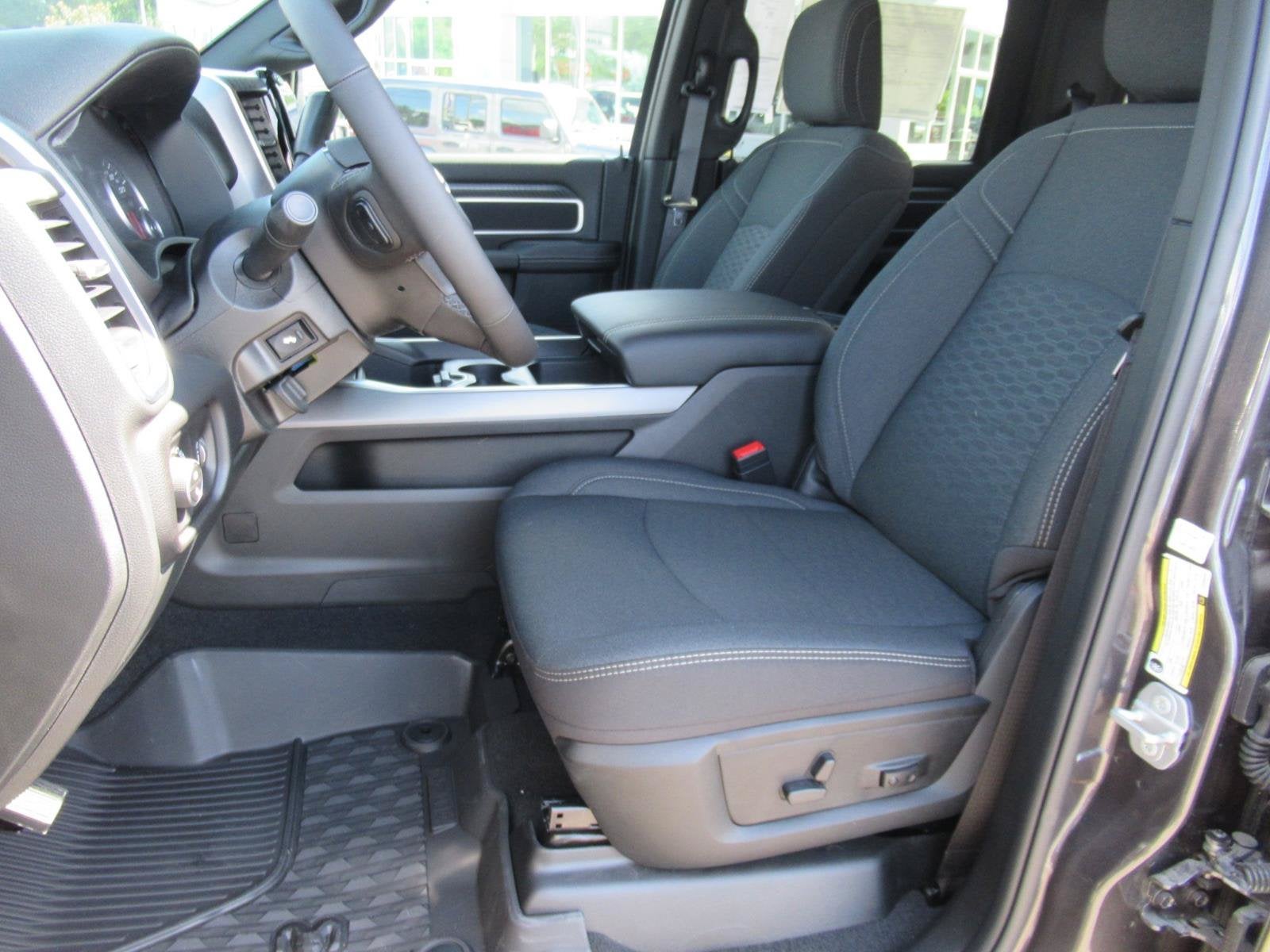 2026 RAM Ram 3500 RAM 3500 BIG HORN CREW CAB 4X4 8' BOX