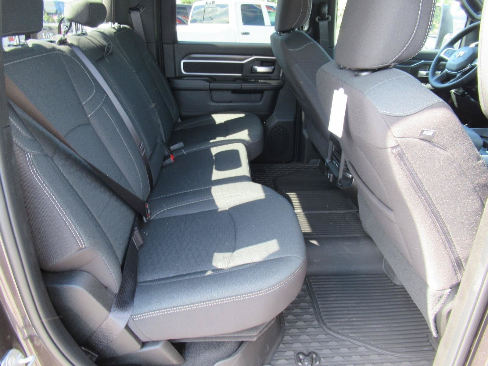 2026 RAM Ram 3500 RAM 3500 BIG HORN CREW CAB 4X4 8' BOX
