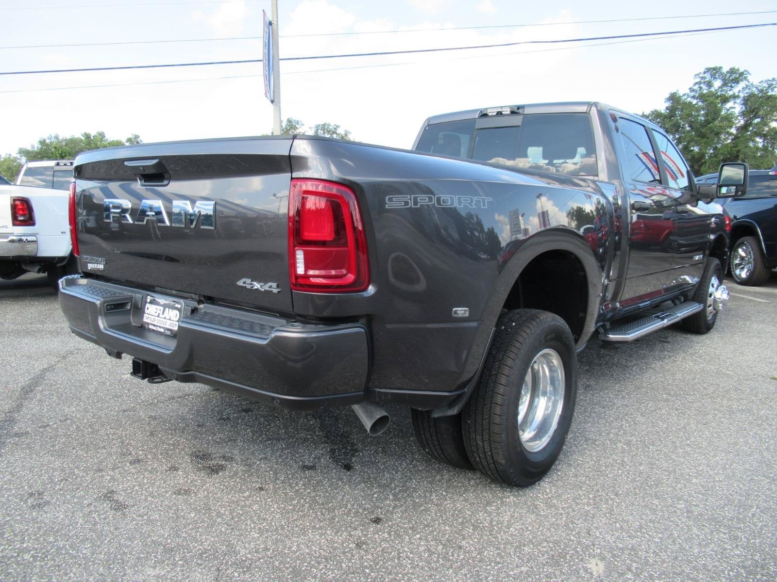2026 RAM Ram 3500 RAM 3500 BIG HORN CREW CAB 4X4 8' BOX