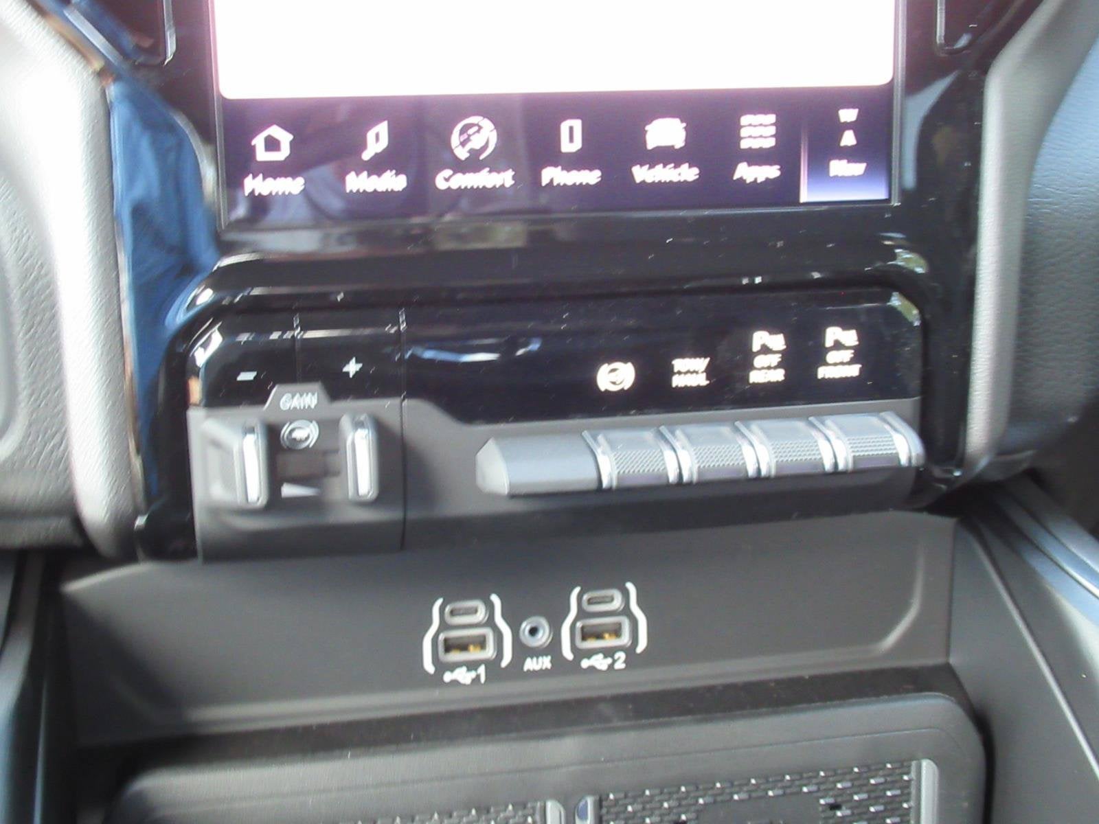 2027 RAM Ram 3500 RAM 3500 BIG HORN CREW CAB 4X4 8' BOX