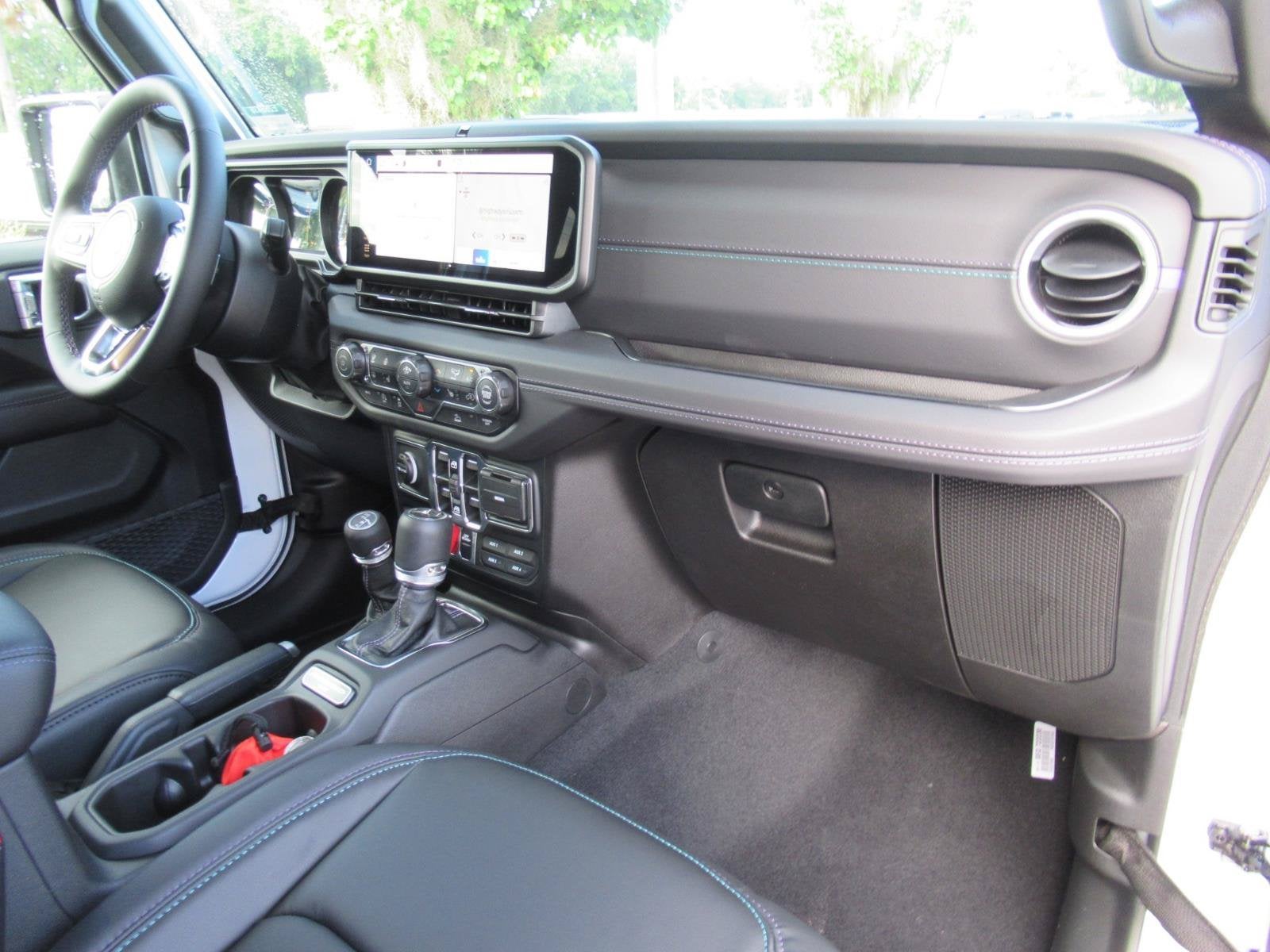 2026 Jeep Wrangler WRANGLER 4-DOOR REWIND