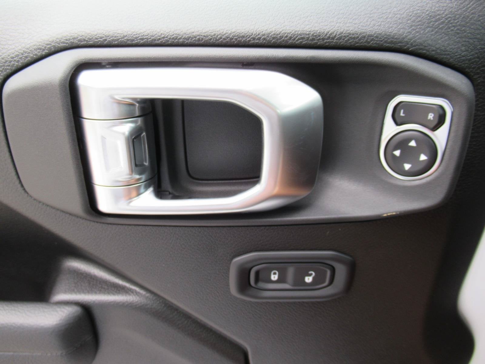 2027 Jeep Wrangler WRANGLER 4-DOOR SPORT S