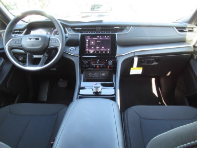 2026 Jeep Grand Cherokee GRAND CHEROKEE LAREDO X 4X2