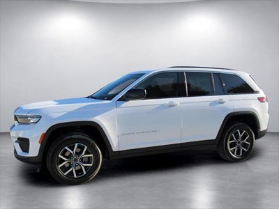 2027 Jeep Grand Cherokee GRAND CHEROKEE LAREDO 4X2