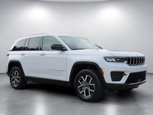 2027 Jeep Grand Cherokee GRAND CHEROKEE LAREDO X 4X4