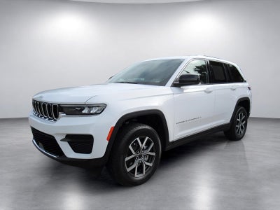 2027 Jeep Grand Cherokee GRAND CHEROKEE LAREDO X 4X4