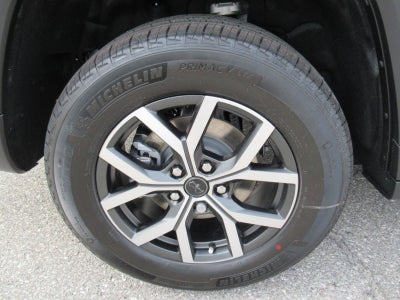 2027 Jeep Grand Cherokee GRAND CHEROKEE LAREDO X 4X4