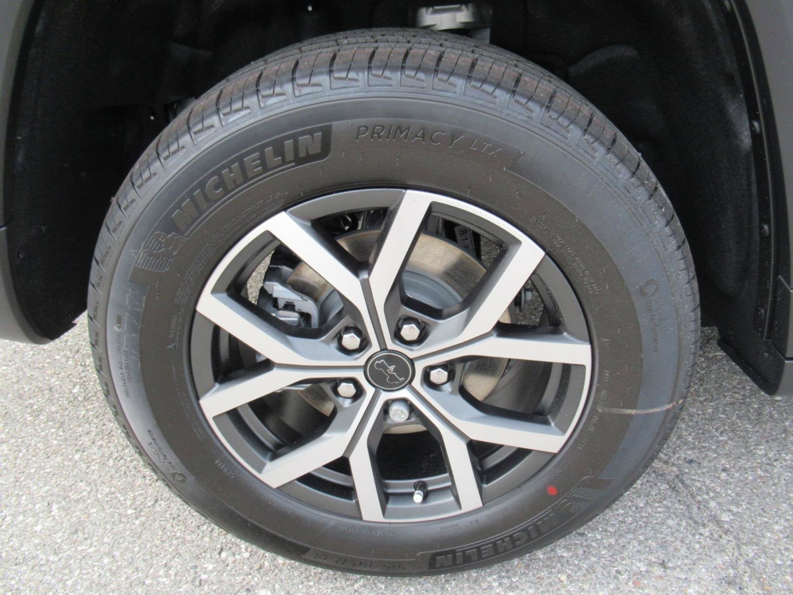 2027 Jeep Grand Cherokee GRAND CHEROKEE LAREDO X 4X4