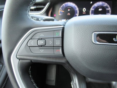 2027 Jeep Grand Cherokee GRAND CHEROKEE LAREDO X 4X4