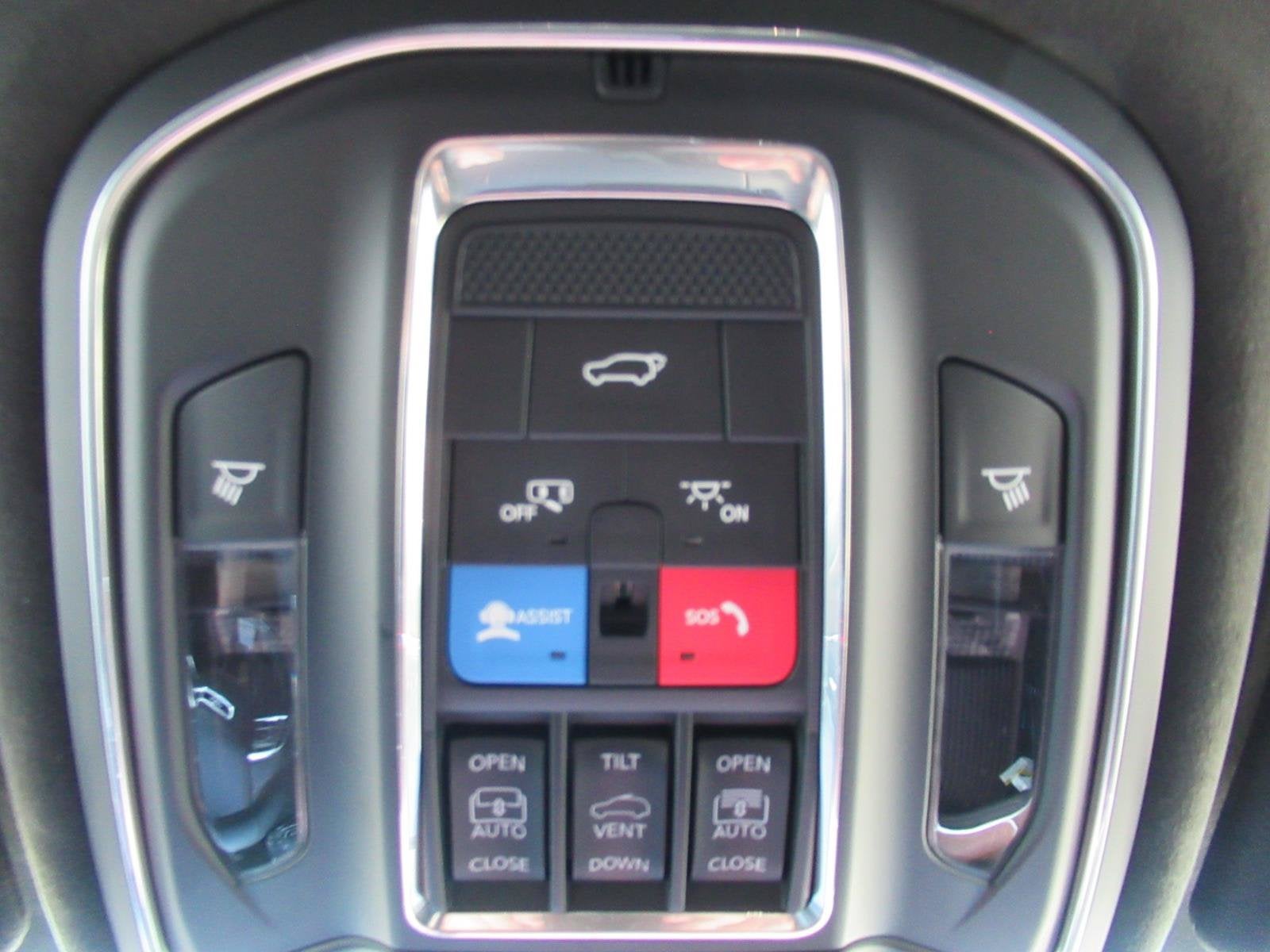2027 Jeep Grand Cherokee GRAND CHEROKEE SUMMIT 4X4