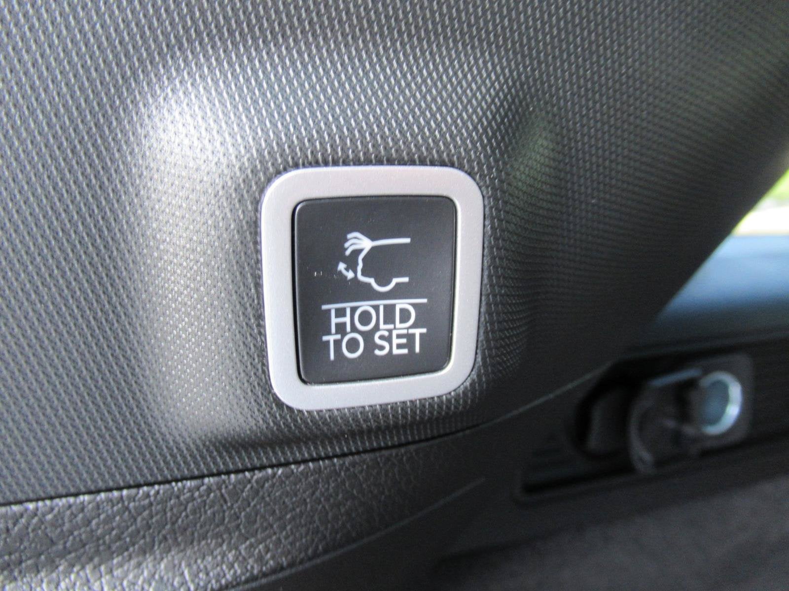 2027 Jeep Grand Cherokee GRAND CHEROKEE SUMMIT 4X4