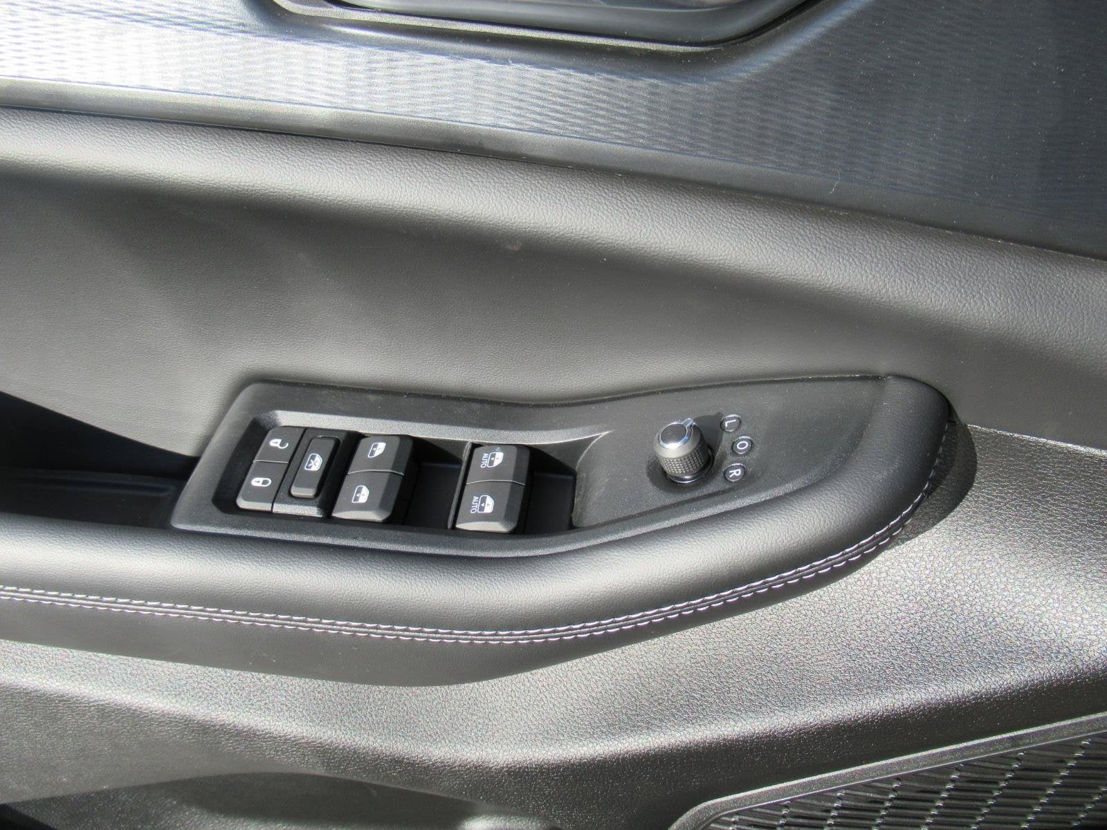 2026 Jeep Grand Cherokee GRAND CHEROKEE L LAREDO X 4X2