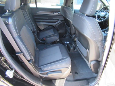 2026 Jeep Grand Cherokee GRAND CHEROKEE L LAREDO X 4X2