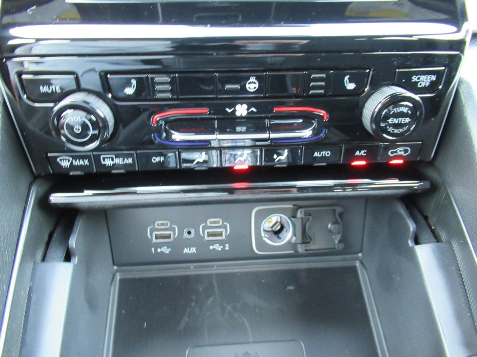 2026 Jeep Grand Cherokee GRAND CHEROKEE L LAREDO X 4X2