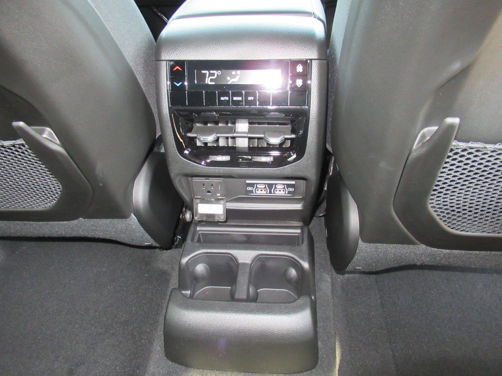 2026 Jeep Grand Cherokee GRAND CHEROKEE L LAREDO X 4X2
