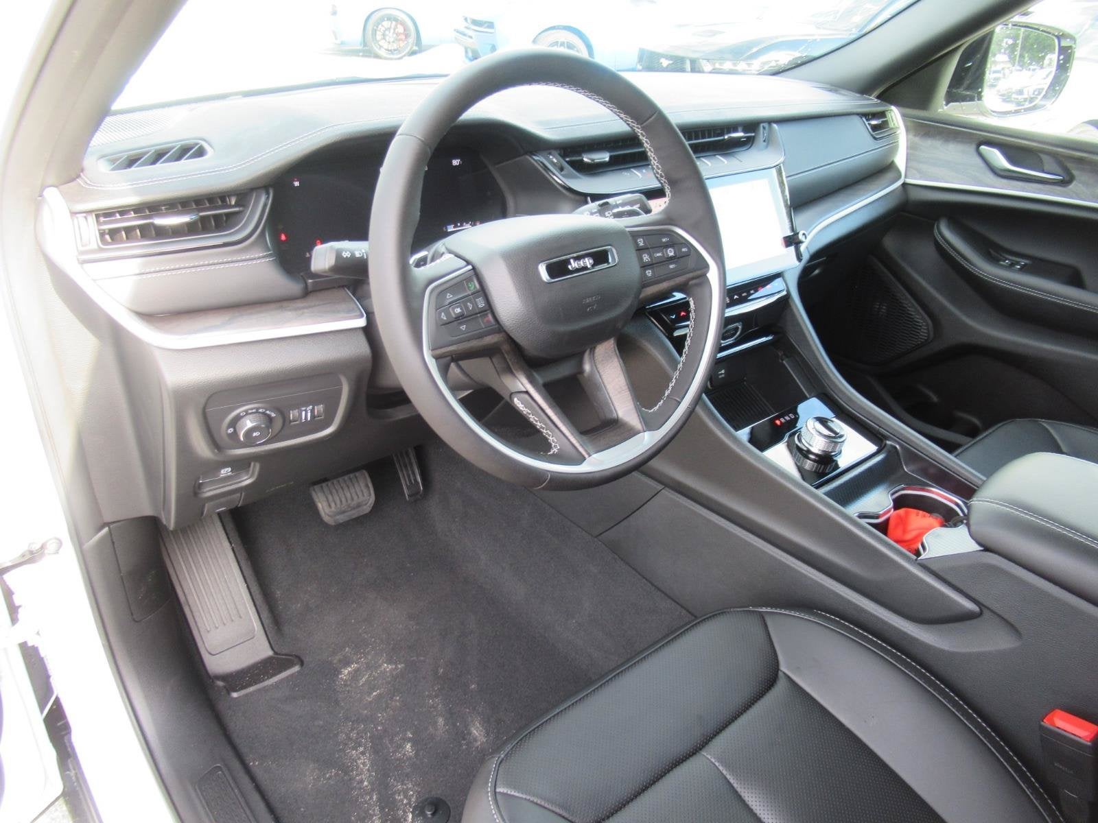 2026 Jeep Grand Cherokee GRAND CHEROKEE L LIMITED 4X2