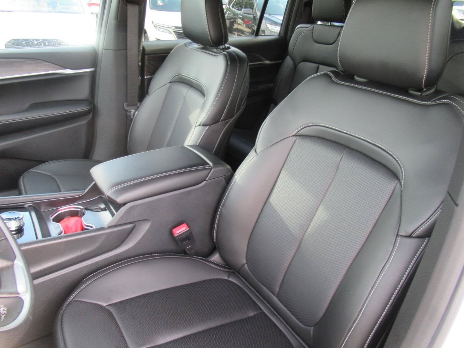 2026 Jeep Grand Cherokee GRAND CHEROKEE L LIMITED 4X2