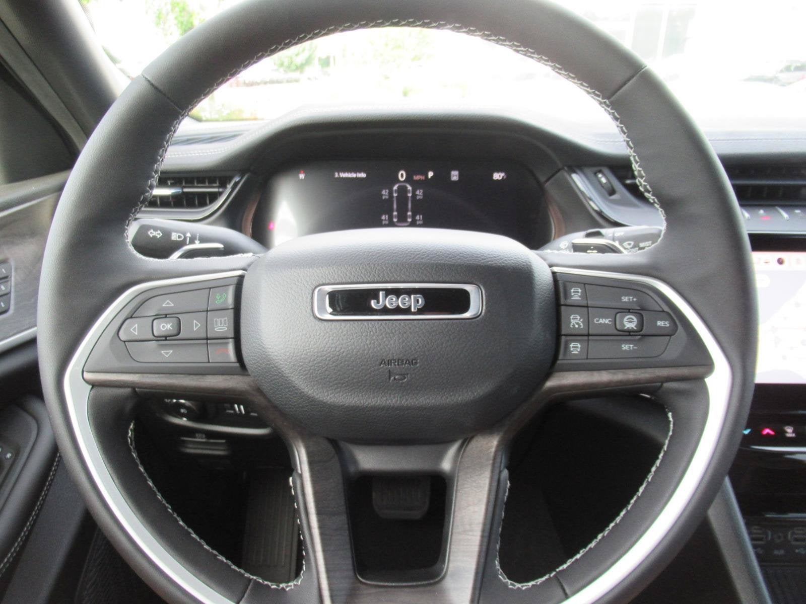 2026 Jeep Grand Cherokee GRAND CHEROKEE L LIMITED 4X2