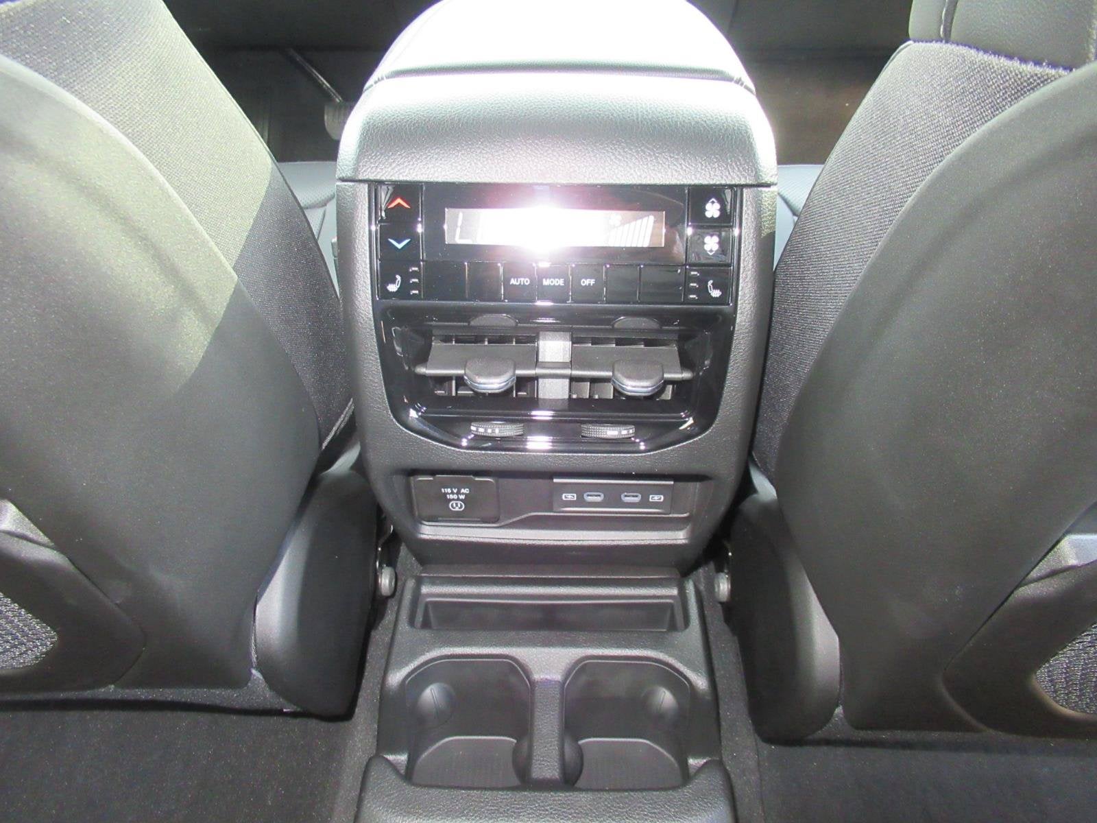 2026 Jeep Grand Cherokee GRAND CHEROKEE L LIMITED 4X2