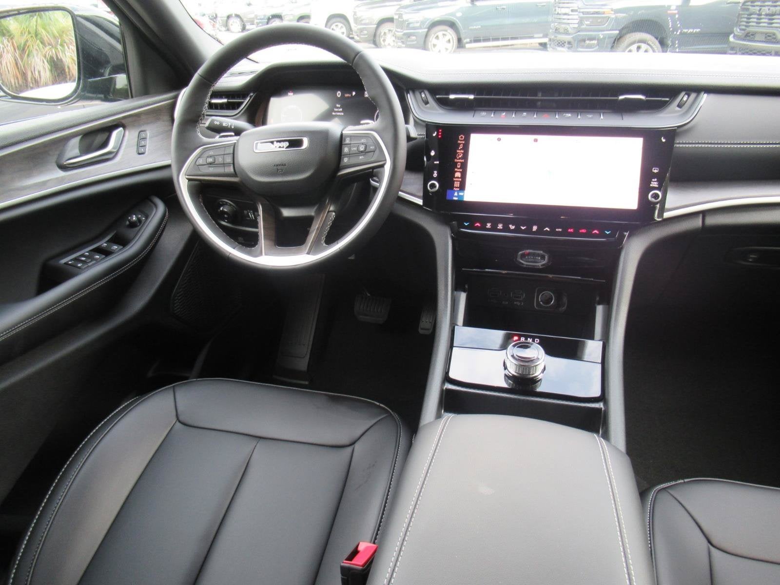 2026 Jeep Grand Cherokee GRAND CHEROKEE L LIMITED 4X2
