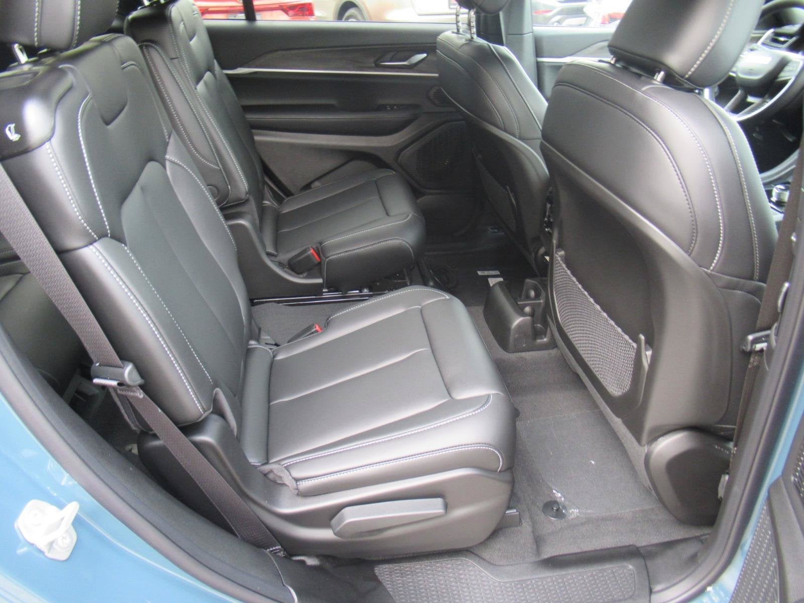 2026 Jeep Grand Cherokee GRAND CHEROKEE L LIMITED 4X2