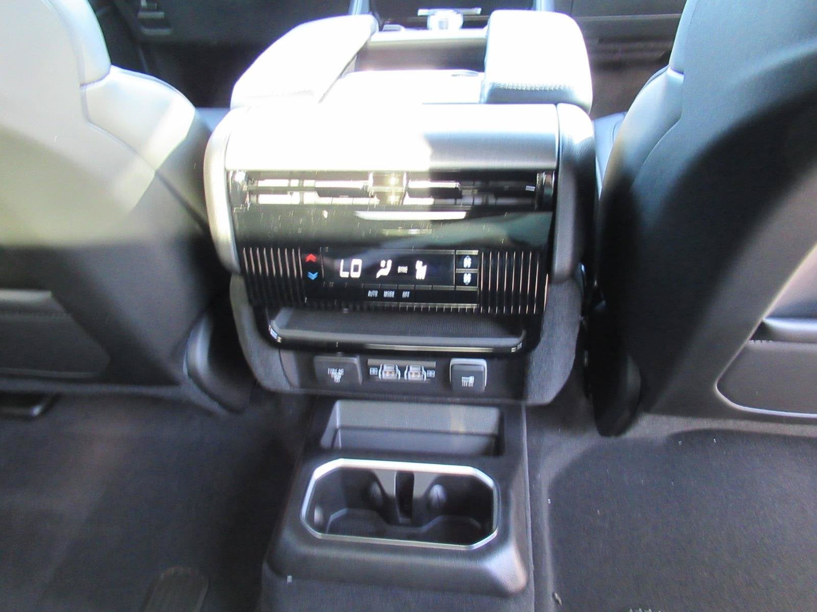 2026 Jeep Grand Wagoneer GRAND WAGONEER UPLAND 4X4