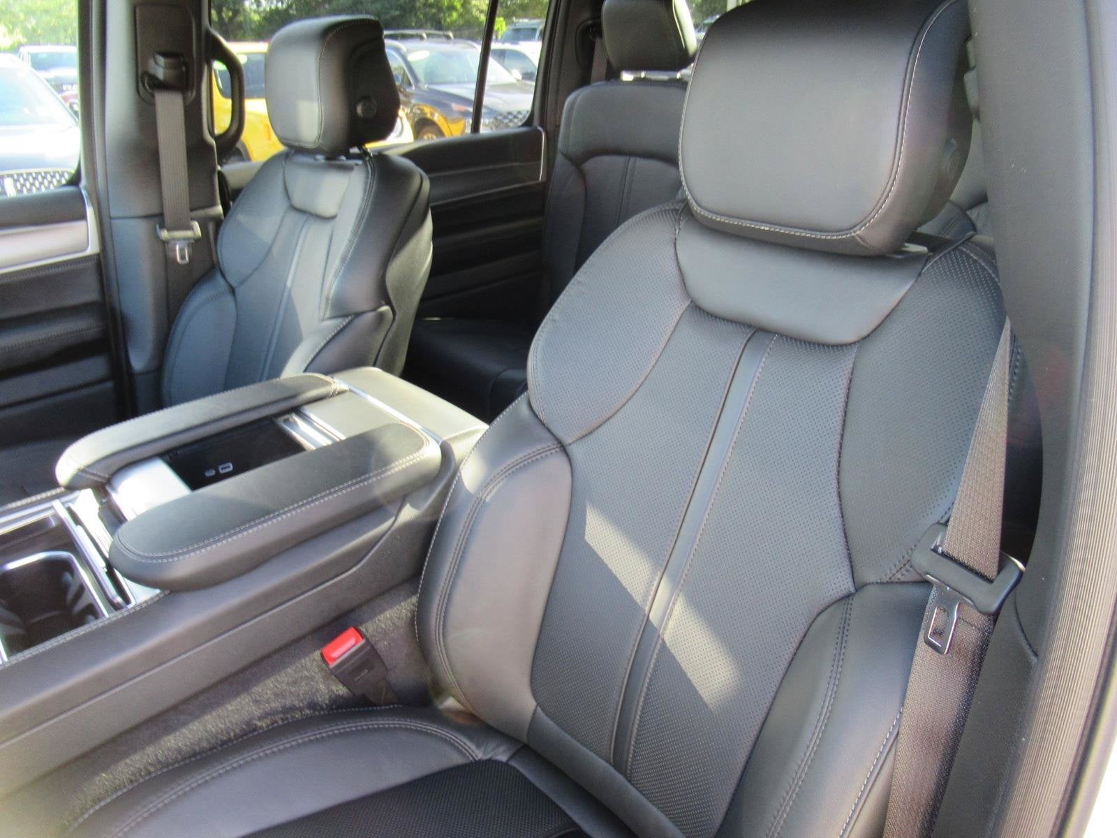 2026 Jeep Grand Wagoneer GRAND WAGONEER UPLAND 4X4
