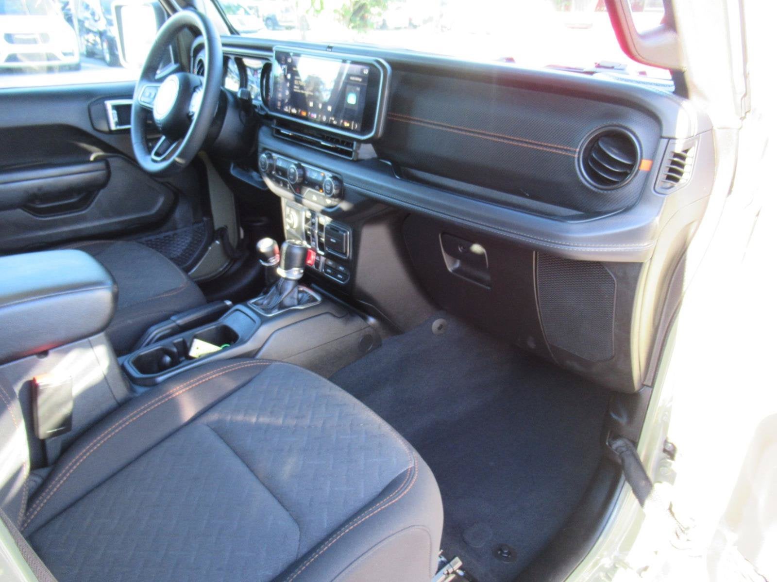 2026 Jeep Gladiator Mojave 4x4