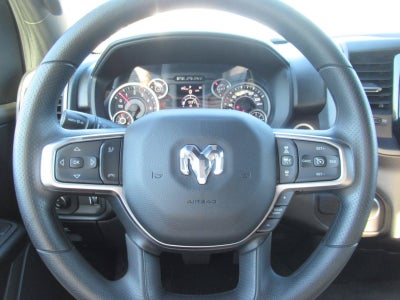 2027 RAM Ram 1500 RAM 1500 EXPRESS CREW CAB 4X2 5'7' BOX