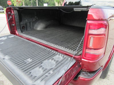 2020 RAM 1500 Laramie Crew Cab 4x2 5'7' Box