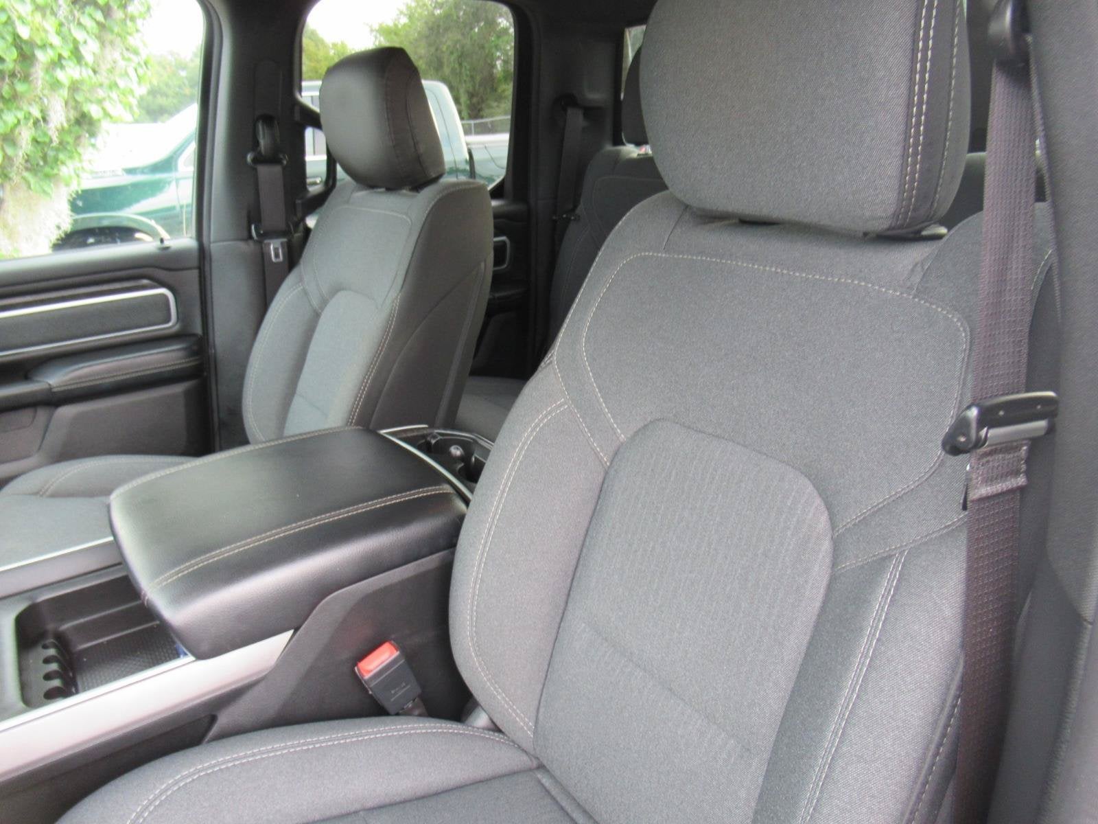 2021 RAM 1500 Big Horn Quad Cab 4x4 6'4' Box
