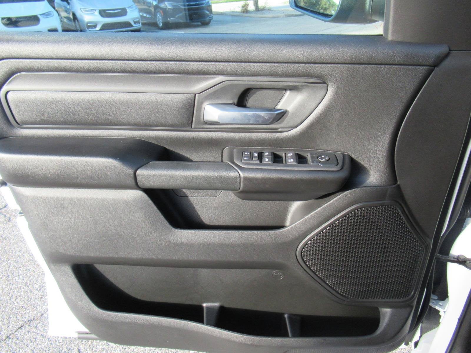 2027 RAM Ram 1500 RAM 1500 WARLOCK CREW CAB 4X4 5'7' BOX