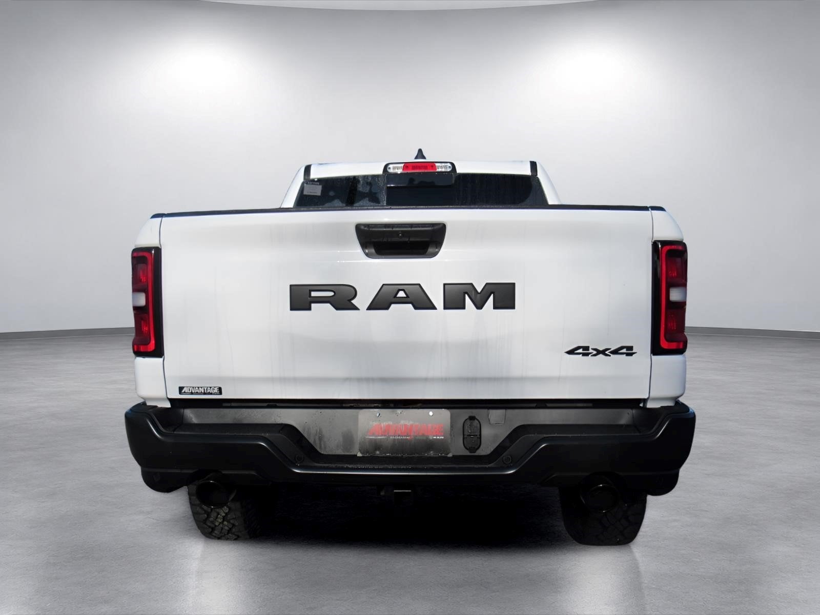 2027 RAM Ram 1500 RAM 1500 WARLOCK CREW CAB 4X4 5'7' BOX