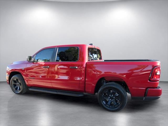 2027 RAM 1500 RAM 1500 EXPRESS CREW CAB 4X4 5'7' BOX