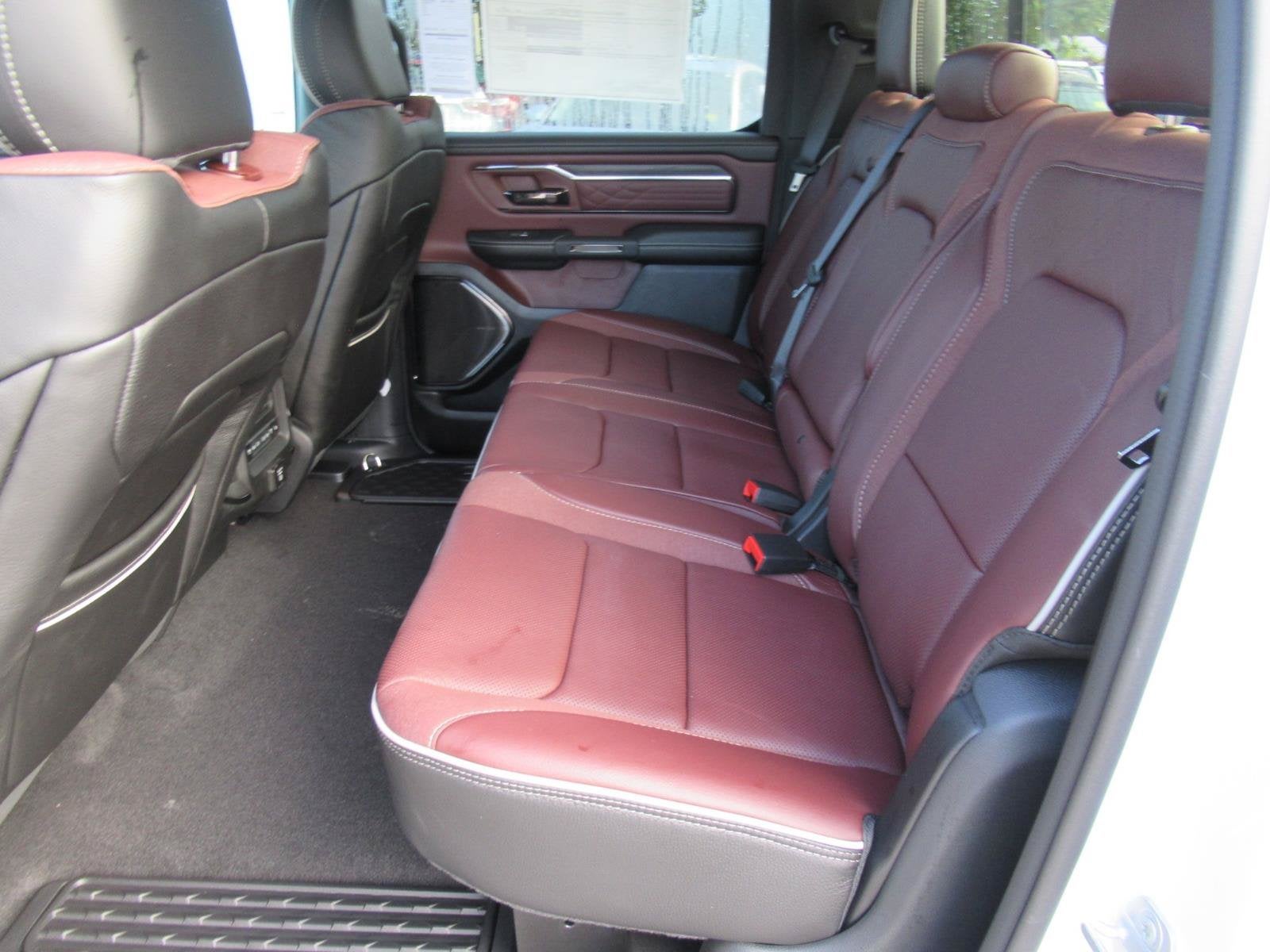 2027 RAM Ram 1500 RAM 1500 LIMITED CREW CAB 4X4 5'7' BOX