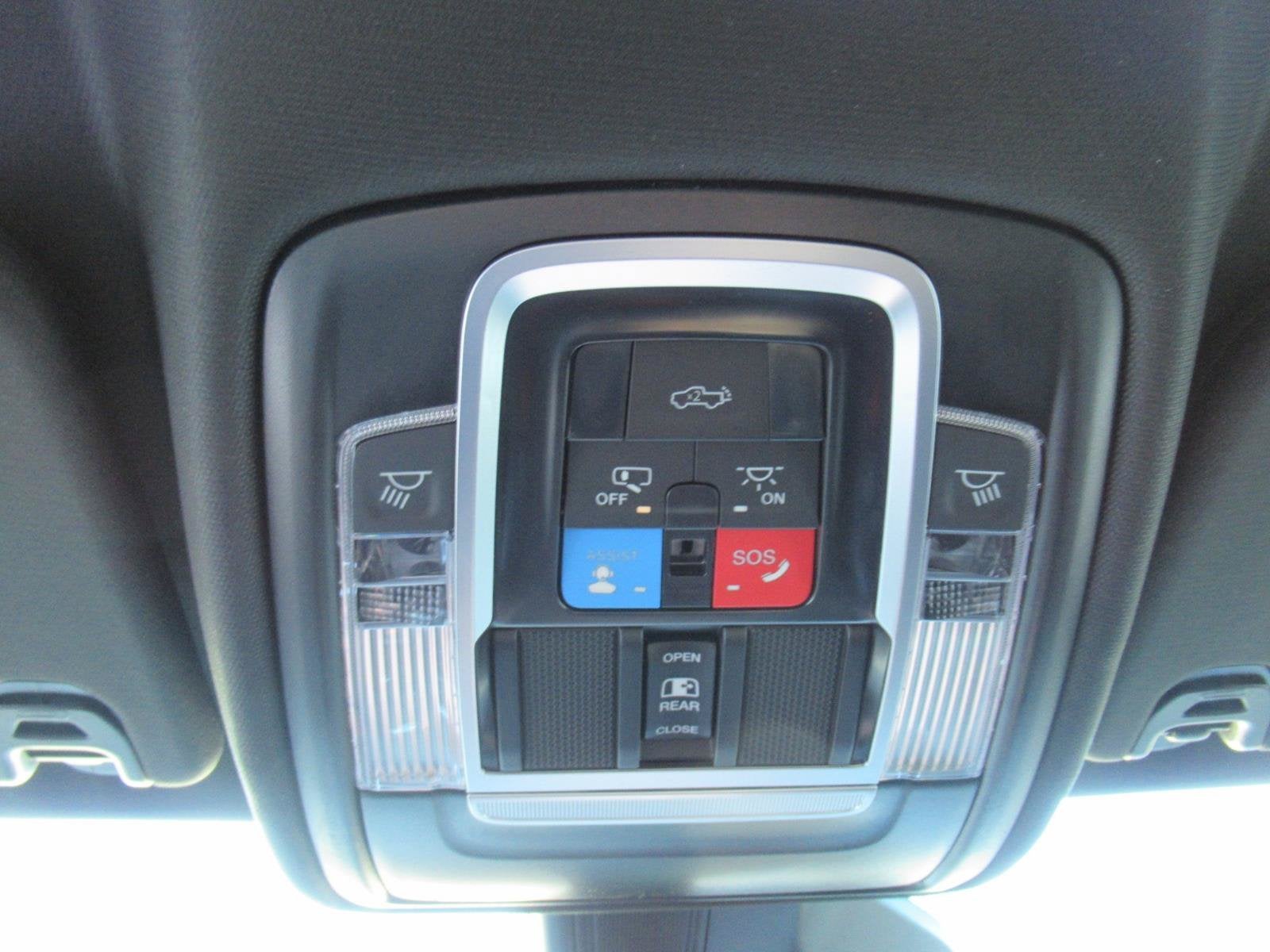 2027 RAM 1500 RAM 1500 LARAMIE CREW CAB 4X4 5'7' BOX
