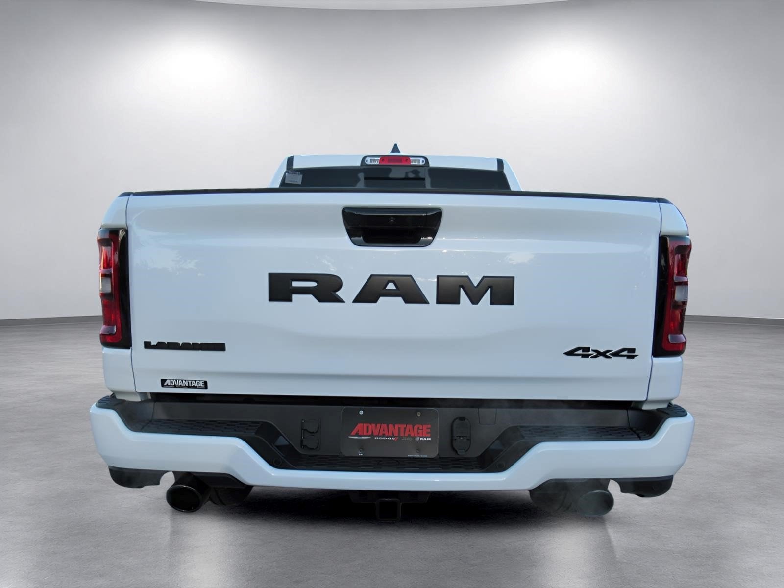 2027 RAM 1500 RAM 1500 LARAMIE CREW CAB 4X4 5'7' BOX
