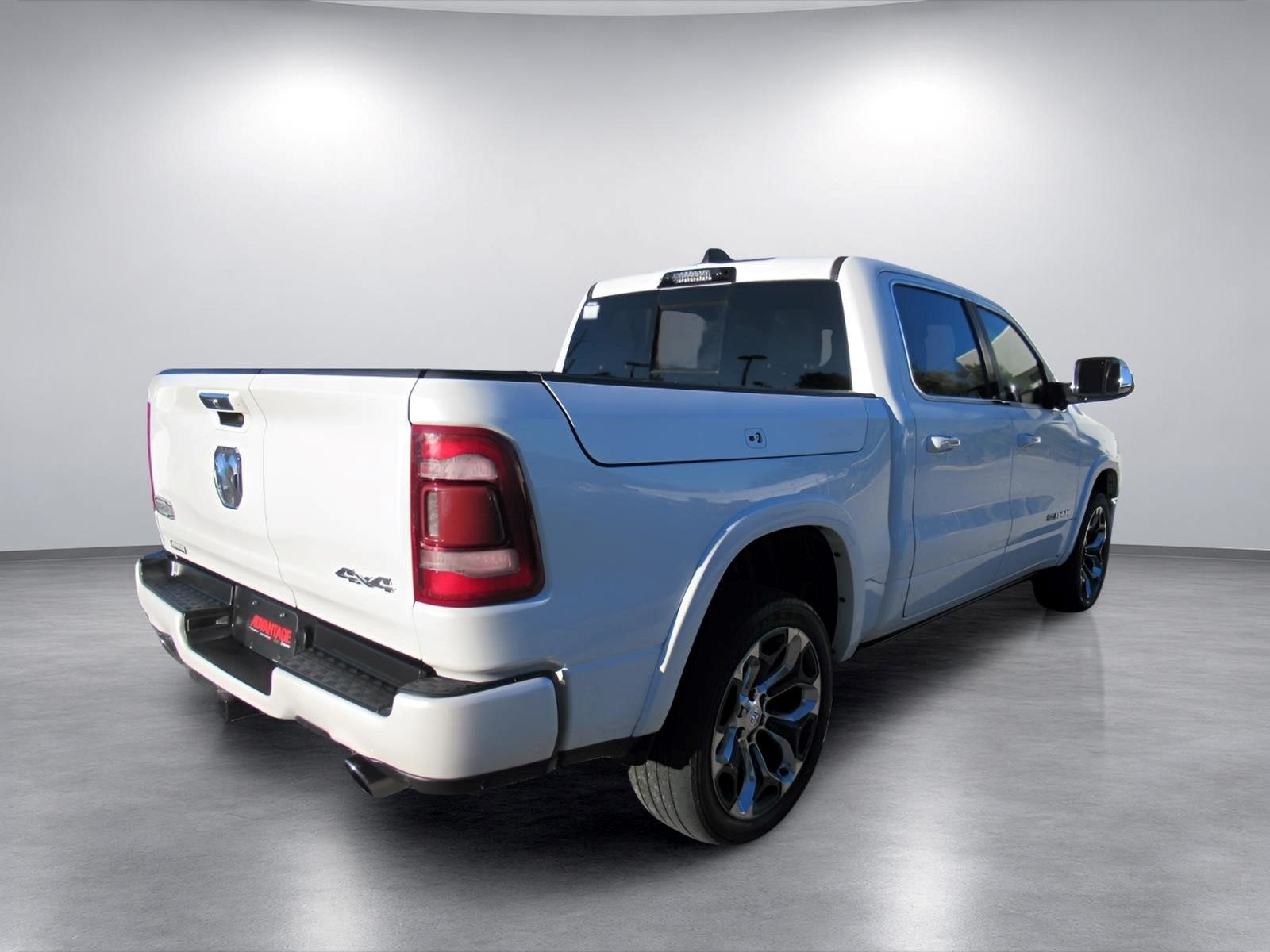 2022 RAM 1500 Limited Longhorn Crew Cab 4x4 5'7' Box