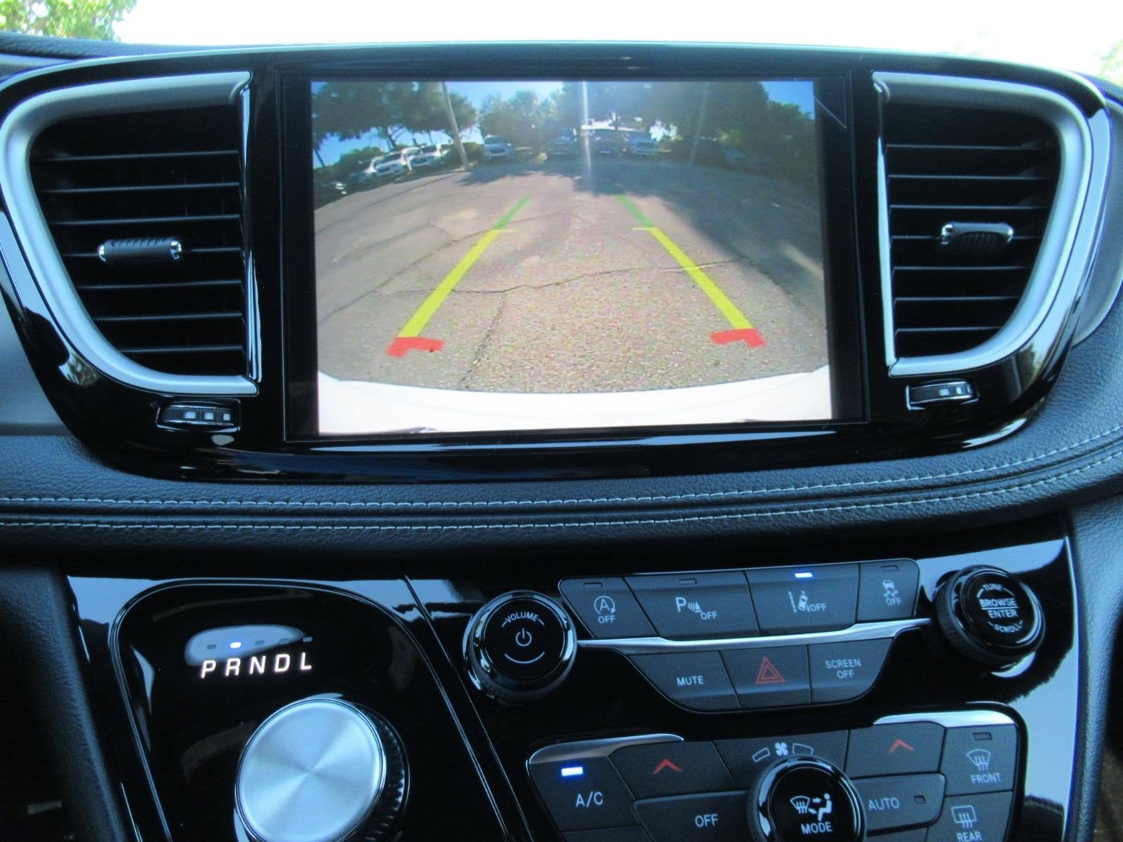 2027 Chrysler Pacifica PACIFICA SELECT