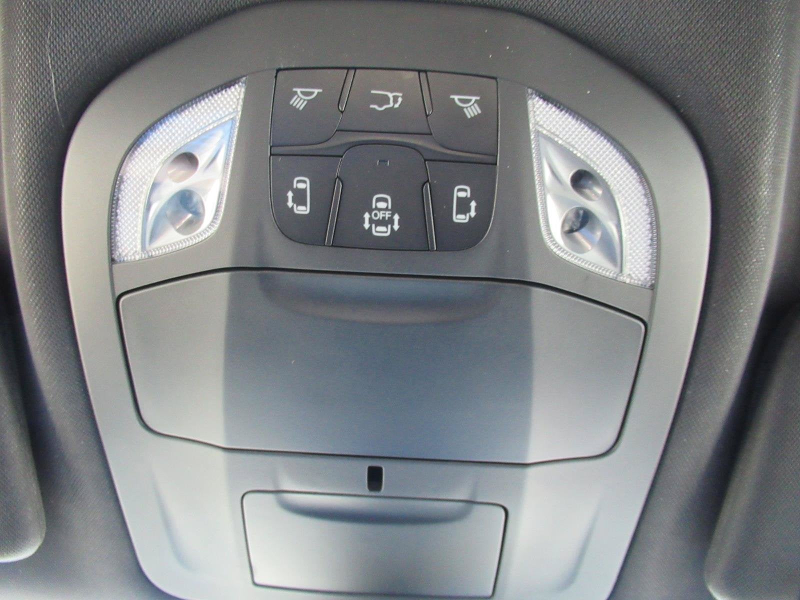 2027 Chrysler Pacifica PACIFICA SELECT