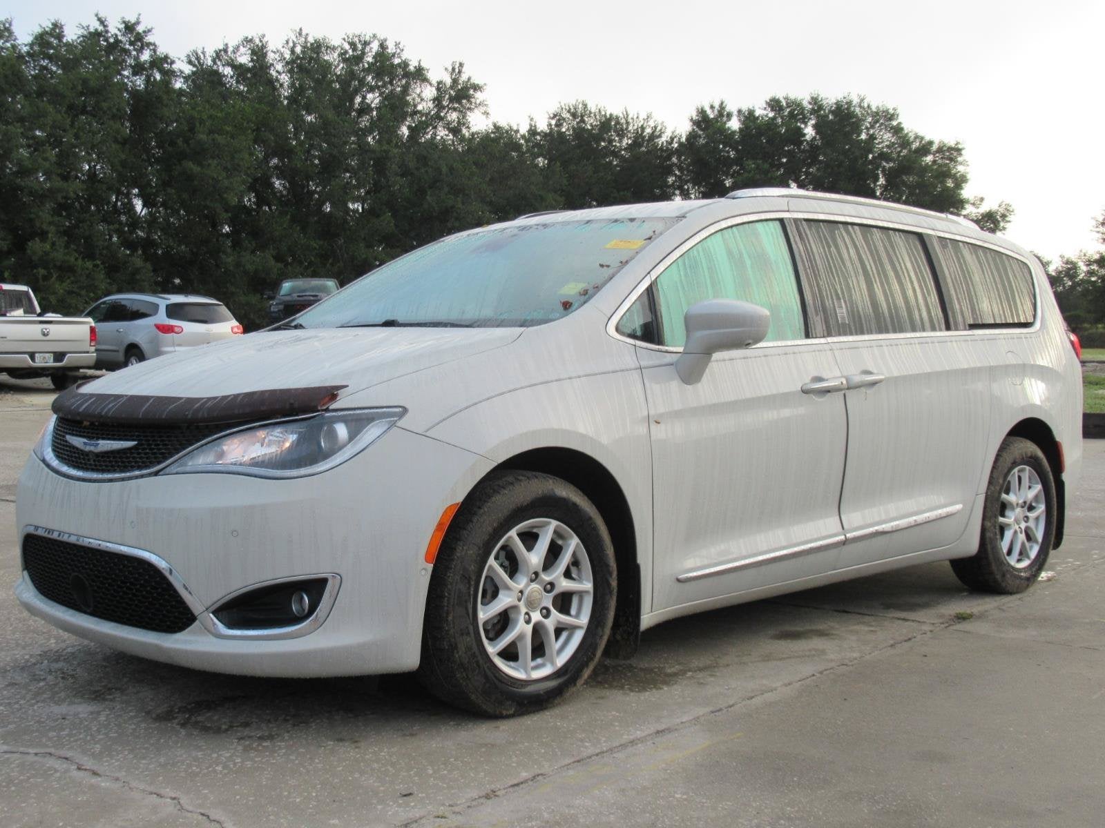 2020 Chrysler Pacifica Touring L