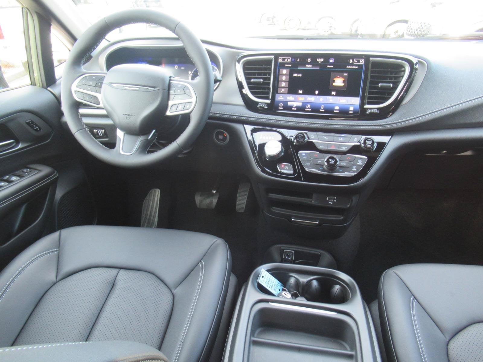 2027 Chrysler Pacifica PACIFICA SELECT