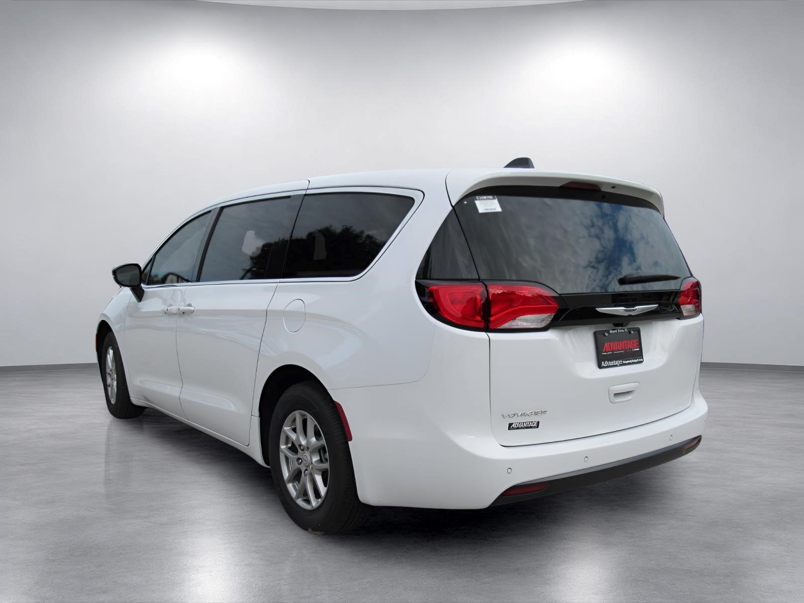 2026 Chrysler Voyager VOYAGER LX