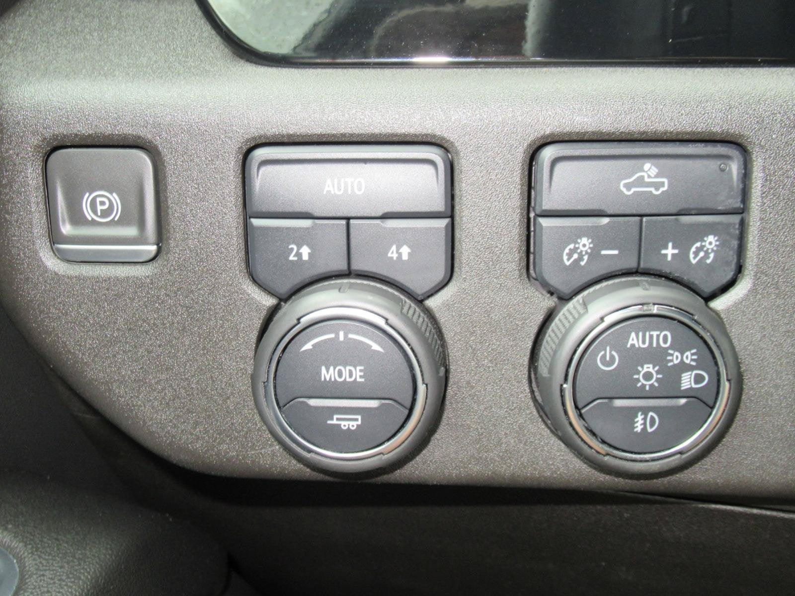 2024 Chevrolet Silverado 1500 4WD Crew Cab Short Bed RST