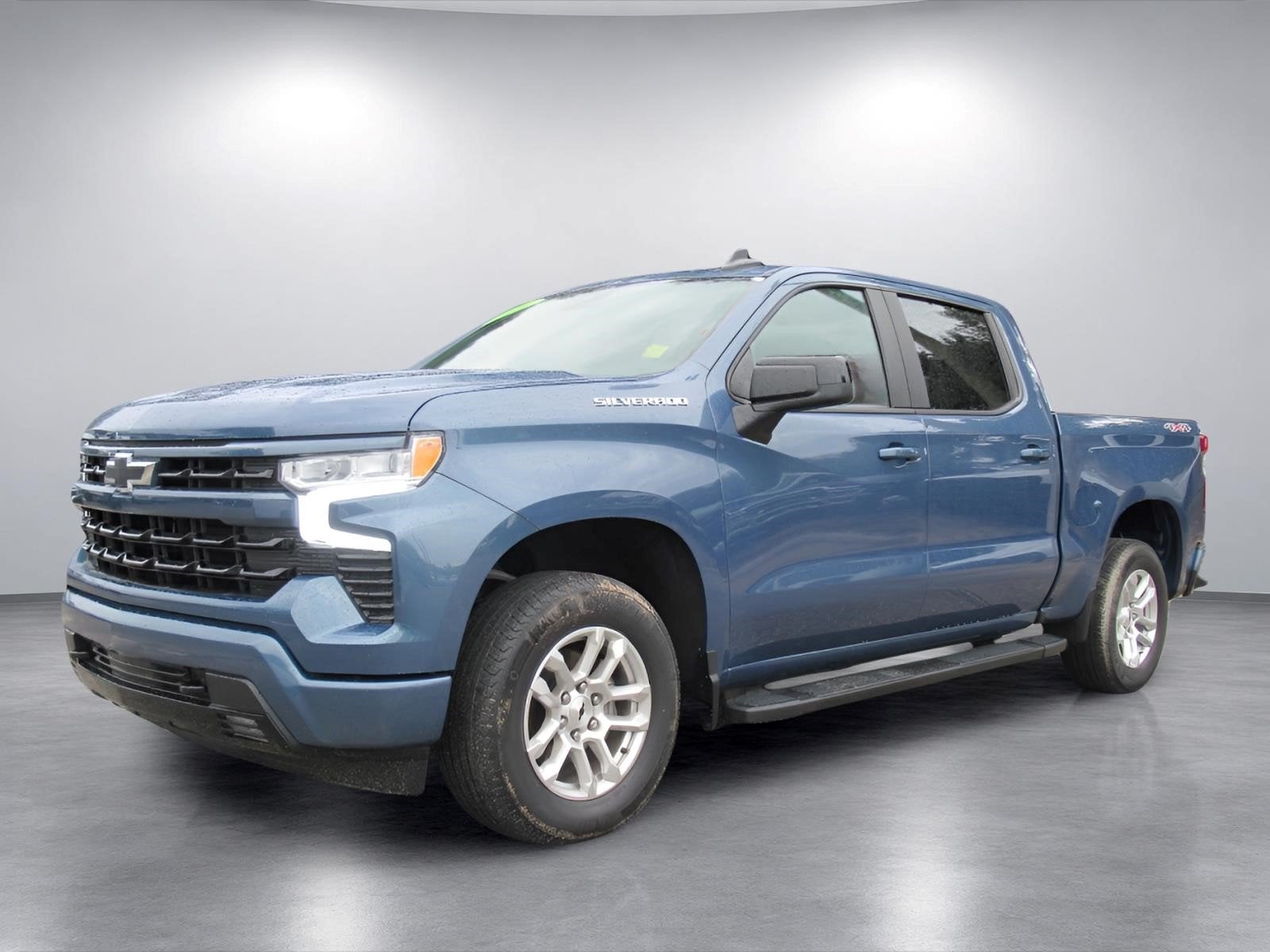 2024 Chevrolet Silverado 1500 4WD Crew Cab Short Bed RST