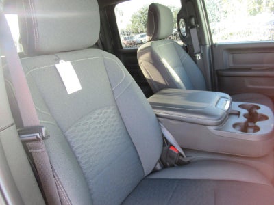 2027 RAM 2500 RAM 2500 TRADESMAN CREW CAB 4X4 6'4' BOX