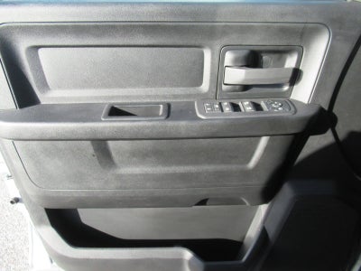 2027 RAM 2500 RAM 2500 TRADESMAN CREW CAB 4X4 6'4' BOX